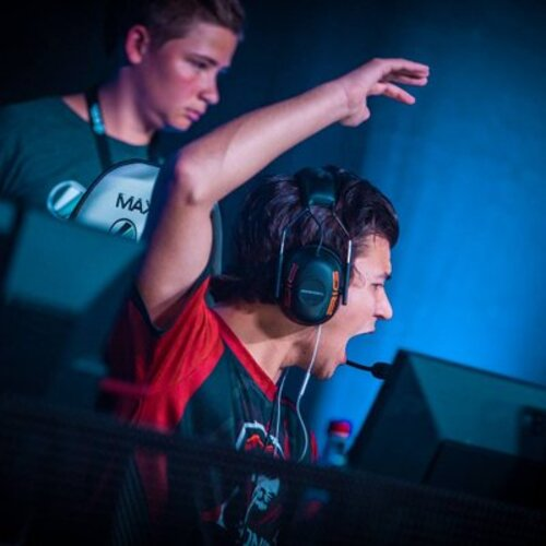 k1Nzo